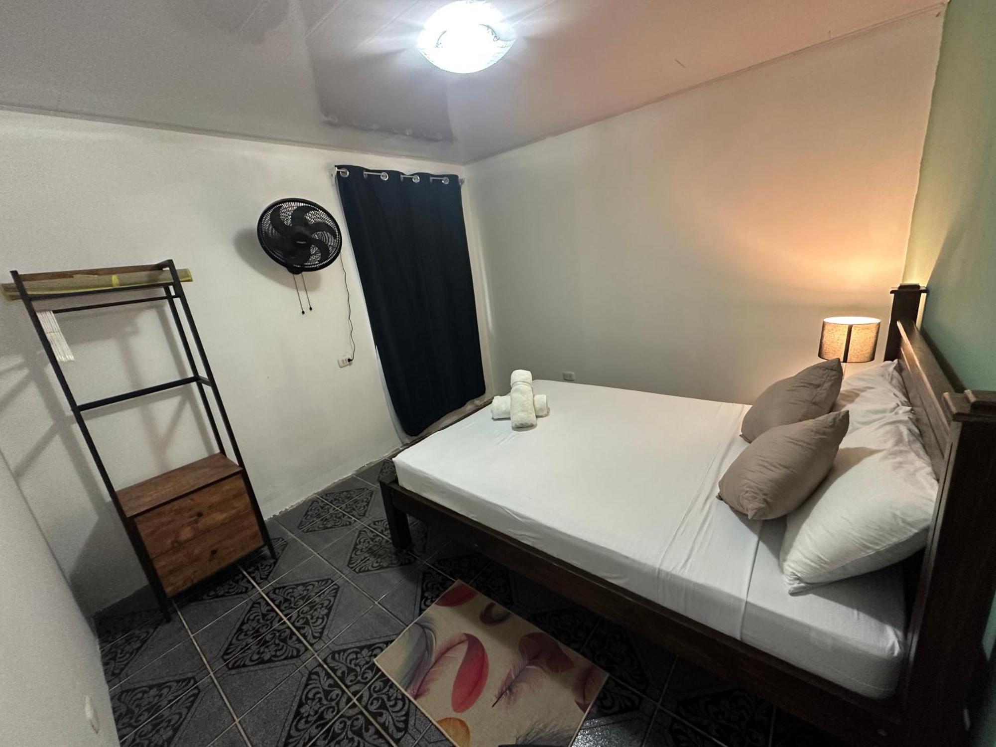 Micheck Beach House 토르투게로 외부 사진